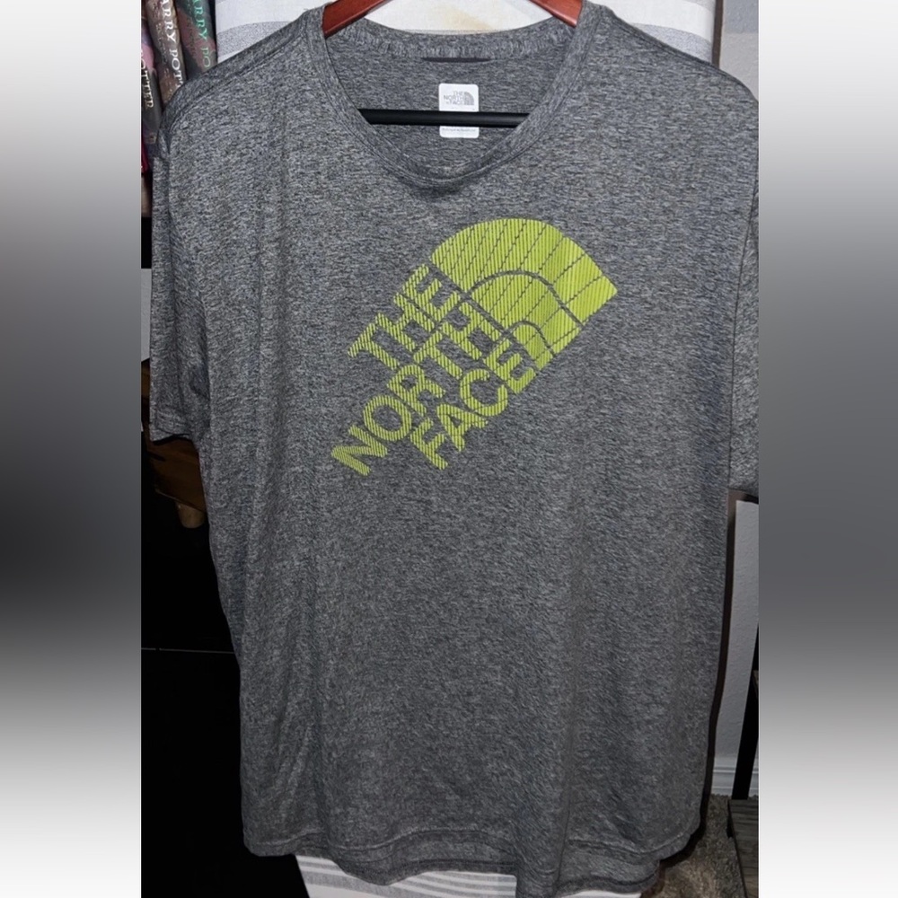 The North Face | Men’s Athletic T-Shirt 2XL Gray With Yellow Logo